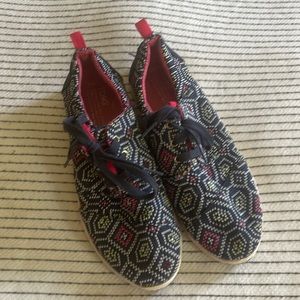Toms sneakers, size 8.5